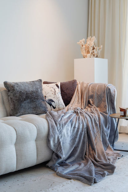3584GREY_4.jpg&width=800