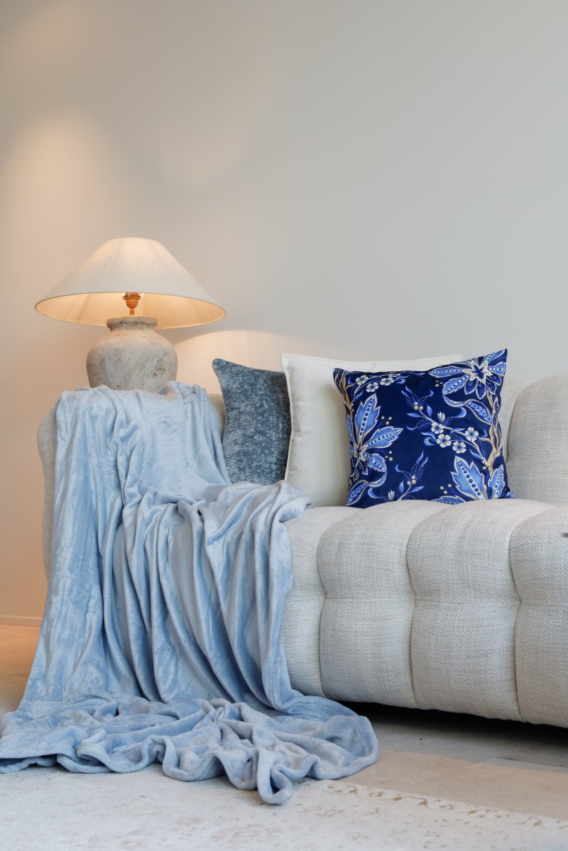 3596SILVERBLUE_5.jpg&width=800